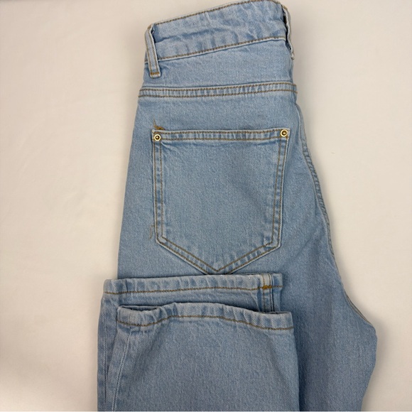 NWT Zara Women's Straight Leg Jeans in Soft Blue, Size 6 - Picture 6 of 7